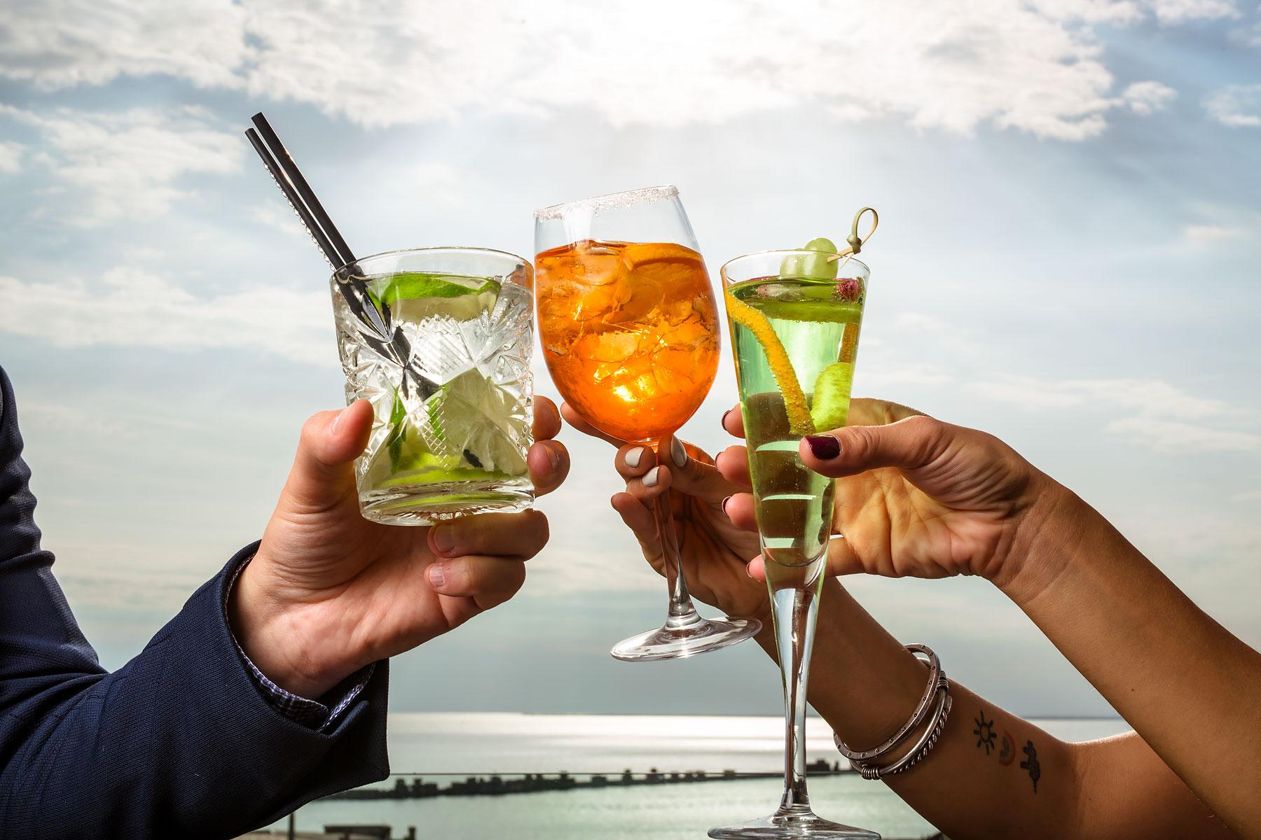 Mediterranean Palace Thessaloníki Eksteriør billede A selection of Italian cocktails